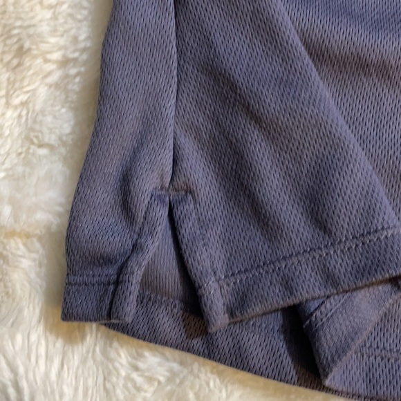 Nike Long Sleeve Athletic Shirt - Picture 7 of 9